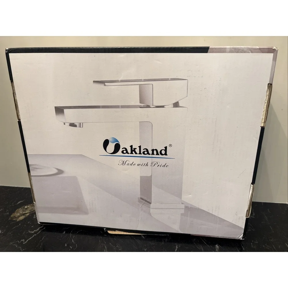 Oakland Single-Handle Lavatory Faucet Model KSB1112-C Polished Chrome - New